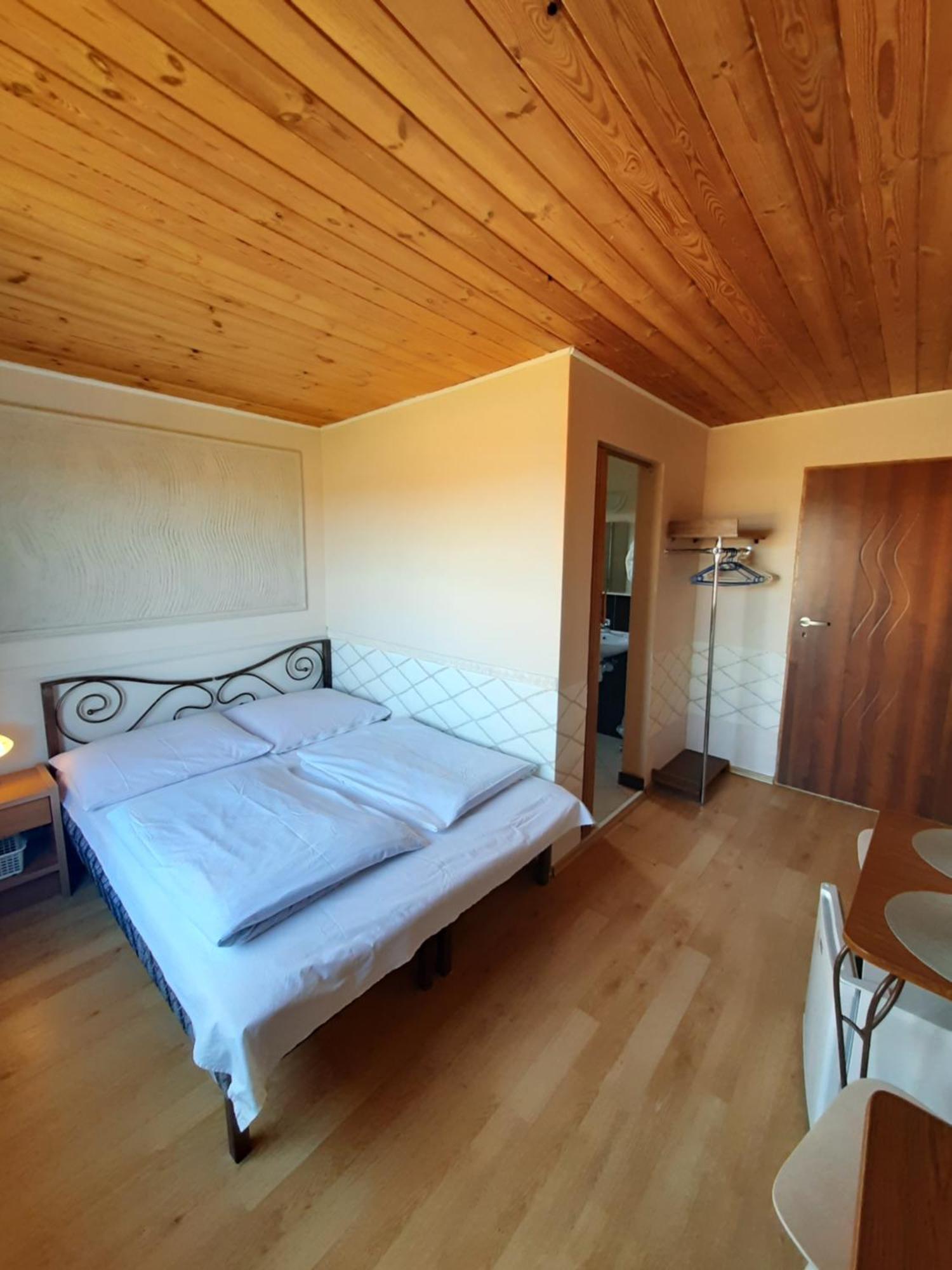 Homestay Karol
