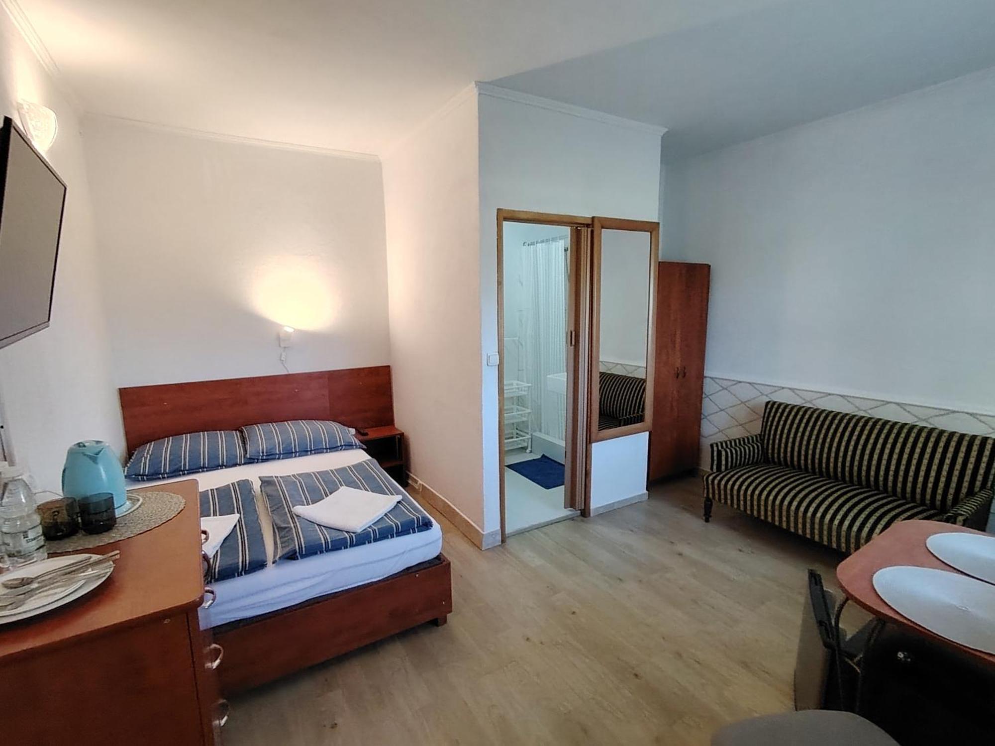 Karol Homestay Leba